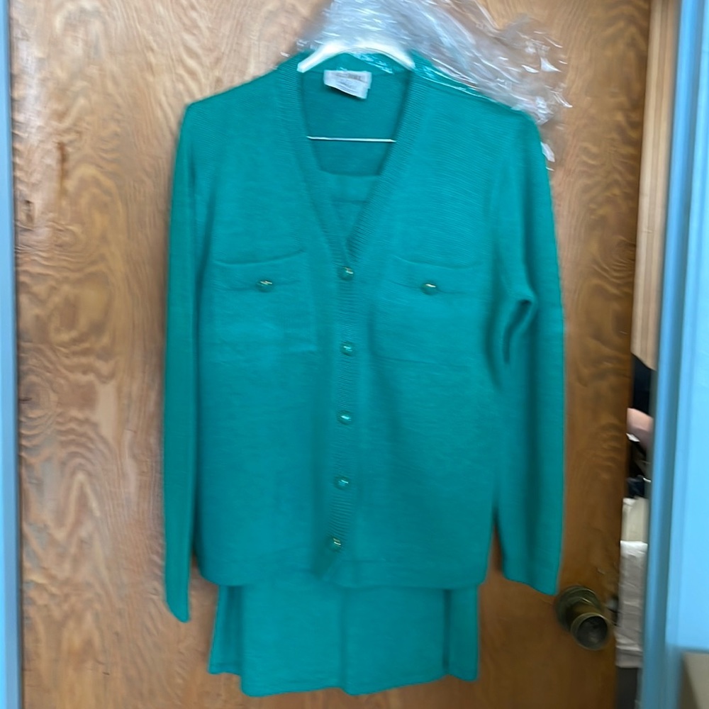 St. John’s skirt set. The color is green was just a slight blue tint